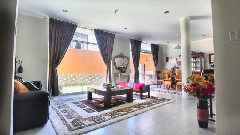 Vendo casa en sachaca en huaranguillo