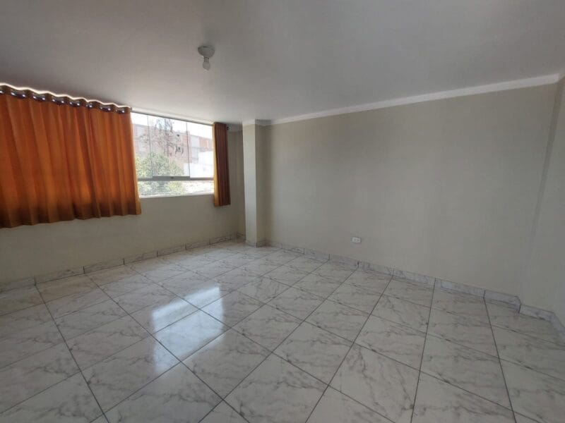 Vendo casa en Pachacutec cerca Variante