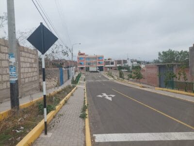 Vendo terreno cerro colorado cerca av54