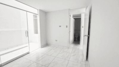 Alquilo departamento cerca de los arces